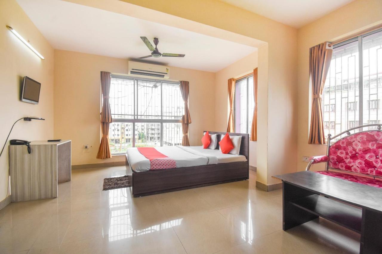 Oyo 8125 Orchid Inn Kolkata Bagian luar foto