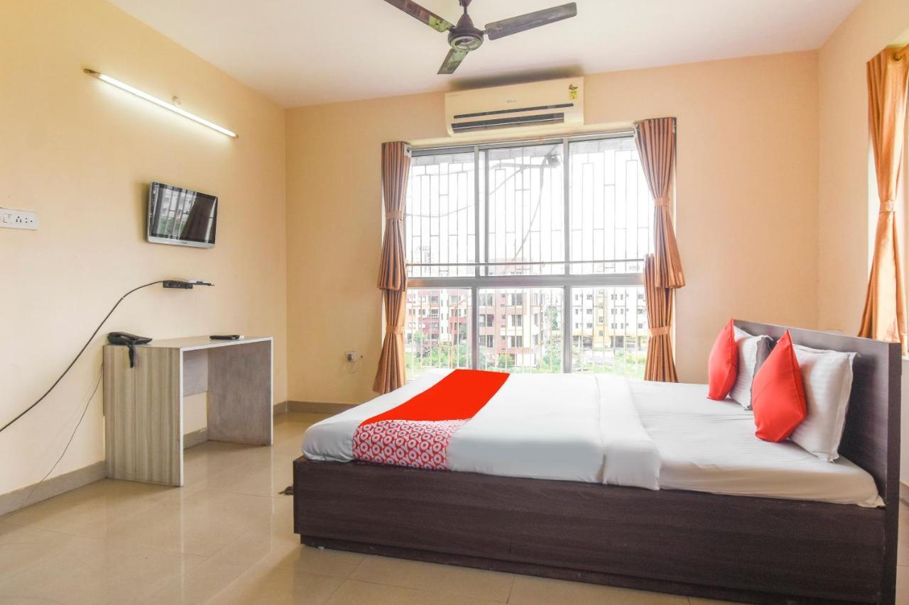 Oyo 8125 Orchid Inn Kolkata Bagian luar foto