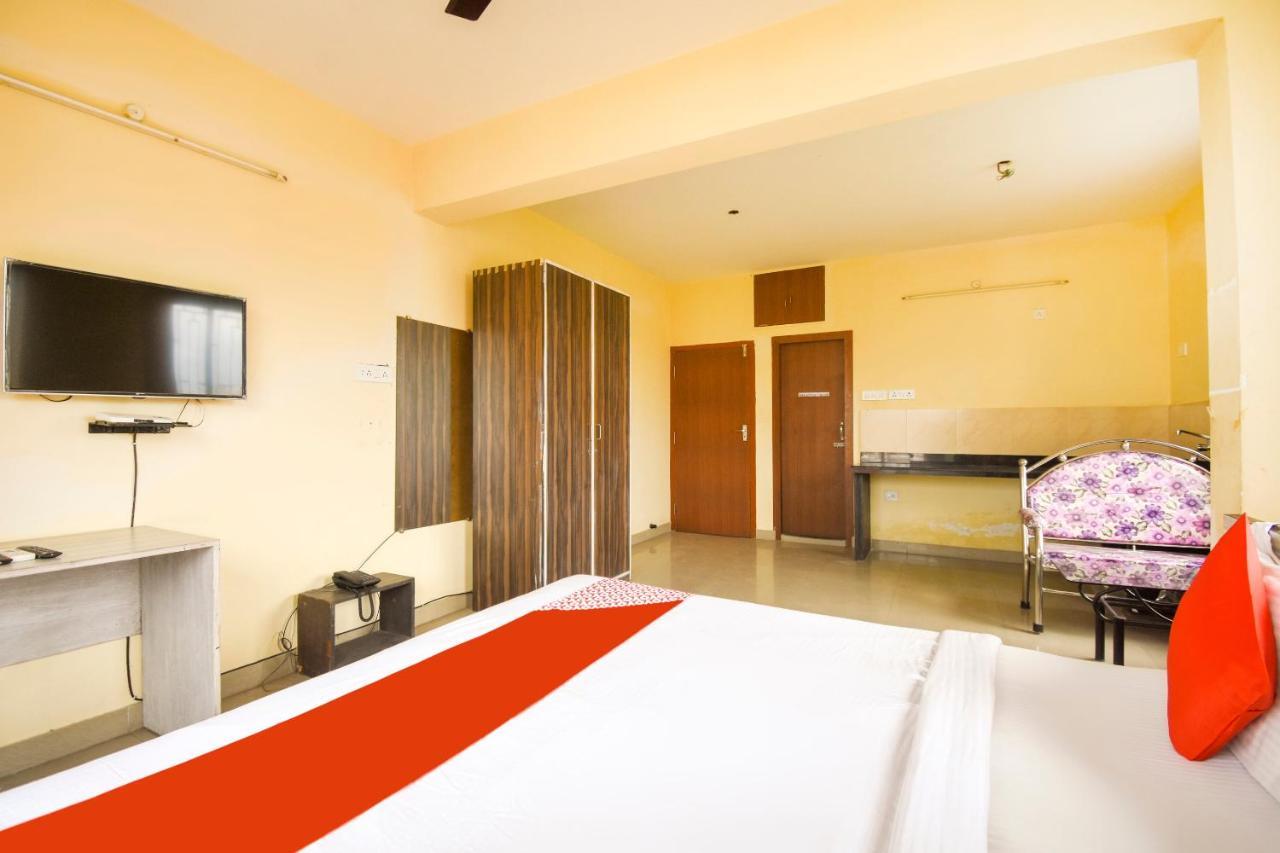 Oyo 8125 Orchid Inn Kolkata Bagian luar foto