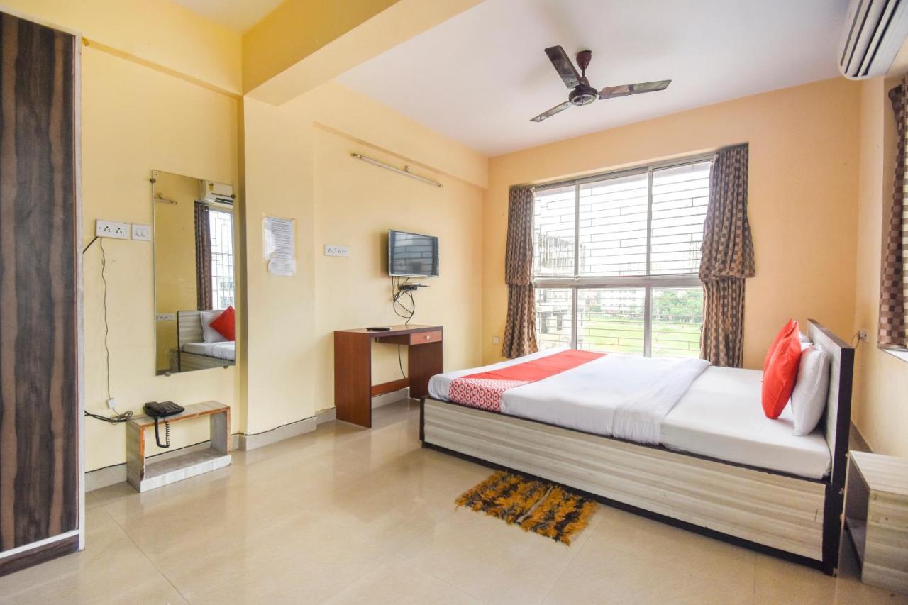Oyo 8125 Orchid Inn Kolkata Bagian luar foto