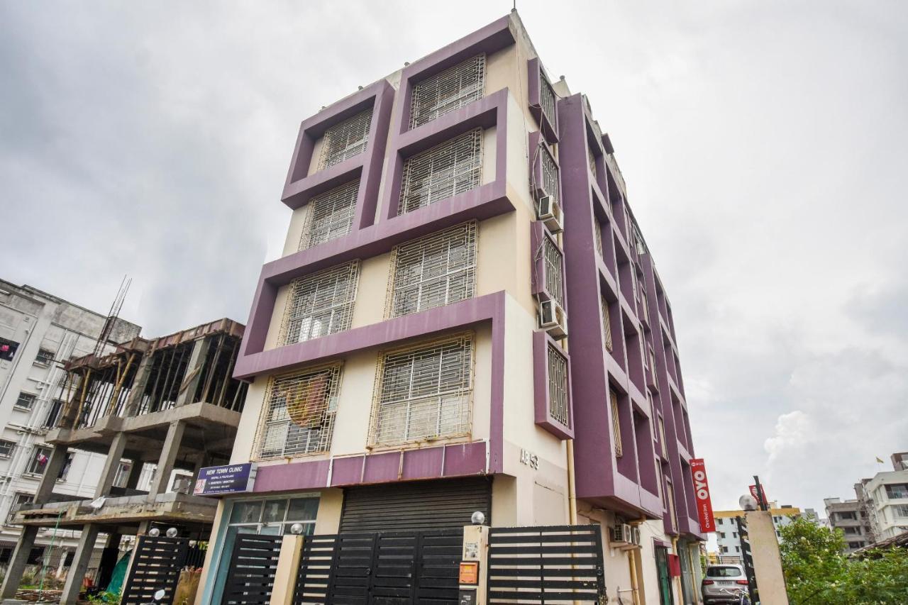 Oyo 8125 Orchid Inn Kolkata Bagian luar foto
