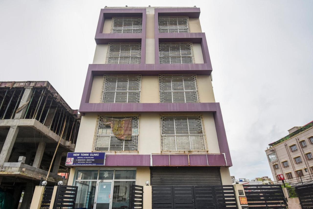 Oyo 8125 Orchid Inn Kolkata Bagian luar foto